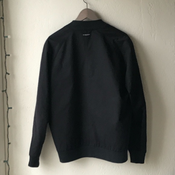 Welcome Stranger Reversible Black Bomber - Picture 4 of 6